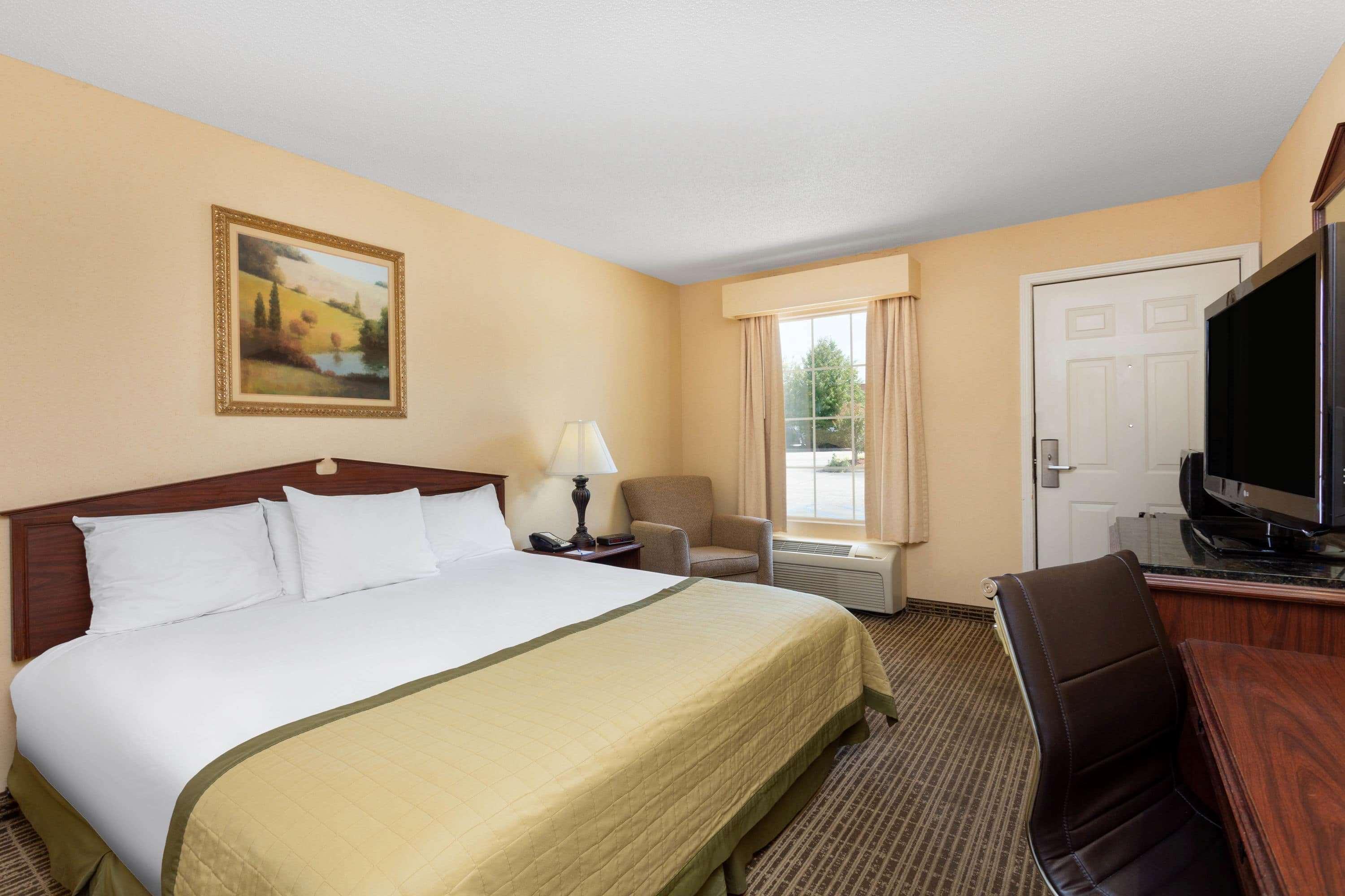 เบย์มอนต์ บาย วินด์แฮม อิสลีย์/กรีนวิลล์ Motel อีสลีย์ ภายนอก รูปภาพ